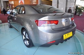   2010款起亚速迈1.6L AT运动版