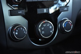 2010款起亚速迈1.6L