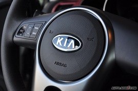 2010款起亚速迈1.6L