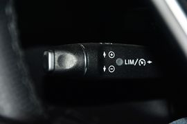 2015款奔驰E260L运动时尚型