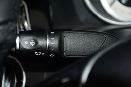 2015款奔驰E260L运动时尚型