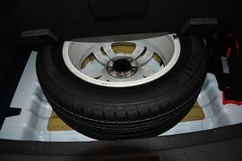 2015款江淮第二代瑞风S5