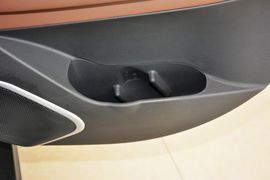 2015款江淮第二代瑞风S5