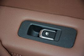 2015款江淮第二代瑞风S5