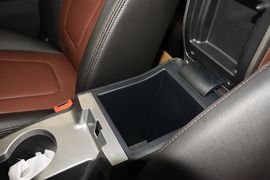 2015款江淮第二代瑞风S5