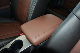 2015款江淮第二代瑞风S5