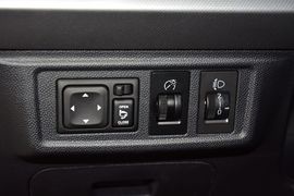 2015款江淮第二代瑞风S5