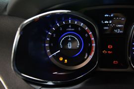 2015款江淮第二代瑞风S5