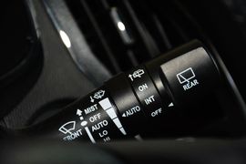 2015款江淮第二代瑞风S5