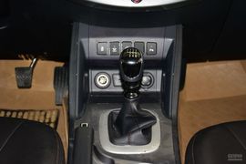 2015款江淮第二代瑞风S5