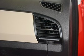 2015款斯柯达晶锐1.4L手动创行版