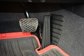 2015款宝马118i领先型