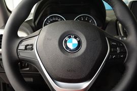 2015款宝马118i领先型