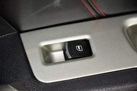 2014款哈弗H6运动版1.5T手动四驱精英型