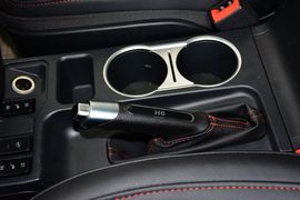 2014款哈弗H6运动版1.5T手动四驱精英型
