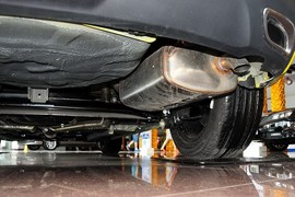 2014款吉利新帝豪两厢1.3T