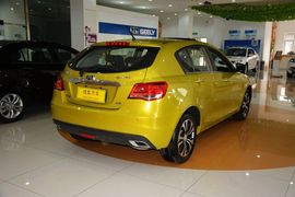 2014款吉利新帝豪两厢1.3T