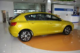 2014款吉利新帝豪两厢1.3T