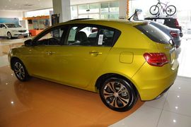 2014款吉利新帝豪两厢1.3T