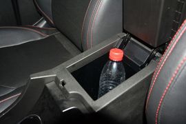 2014款吉利新帝豪两厢1.3T