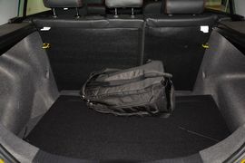 2014款吉利新帝豪两厢1.3T