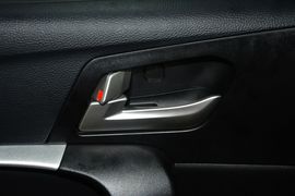 2014款吉利新帝豪两厢1.3T