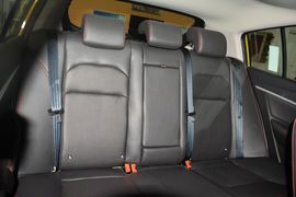 2014款吉利新帝豪两厢1.3T