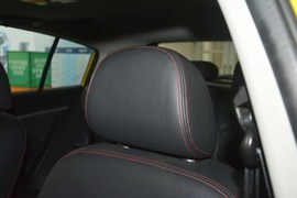 2014款吉利新帝豪两厢1.3T