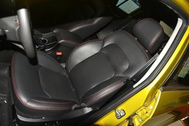 2014款吉利新帝豪两厢1.3T