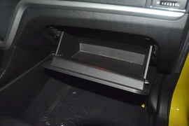 2014款吉利新帝豪两厢1.3T