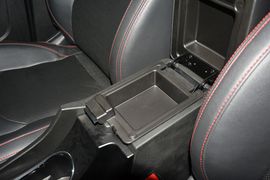 2014款吉利新帝豪两厢1.3T