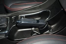 2014款吉利新帝豪两厢1.3T