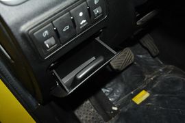 2014款吉利新帝豪两厢1.3T