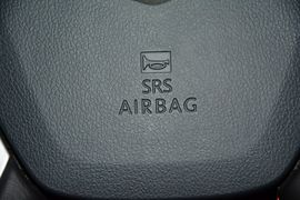 2014款吉利新帝豪两厢1.3T