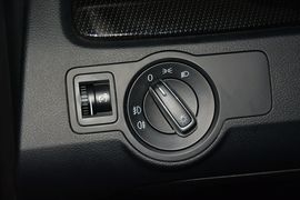 2015款大众迈腾1.8TSI豪华型