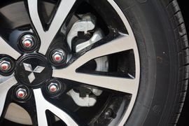 2015款三菱翼神1.8L