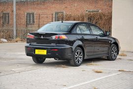 2015款三菱翼神1.8L