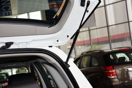 2015款雪佛兰科帕奇2.4L四驱旗舰版