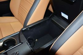 2016款雷克萨斯200t