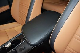 2016款雷克萨斯200t