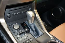 2016款雷克萨斯200t