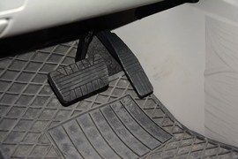 2015款雪佛兰科帕奇2.4L两驱城市版
