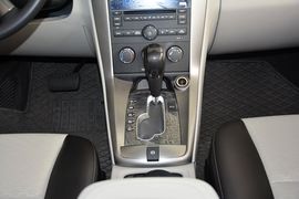 2015款雪佛兰科帕奇2.4L两驱城市版