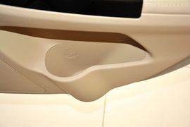 2015款长安逸动1.6L手动豪华型