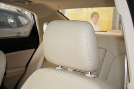 2015款长安逸动1.6L手动豪华型