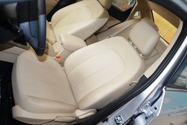 2015款长安逸动1.6L手动豪华型