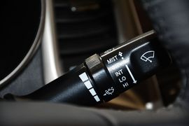 2015款长安逸动1.6L手动豪华型