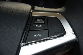 2015款长安逸动1.6L手动豪华型