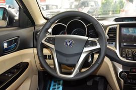 2015款长安逸动1.6L手动豪华型
