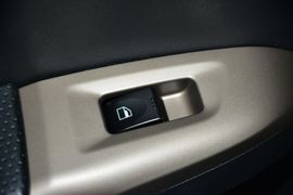 2016款海马M3